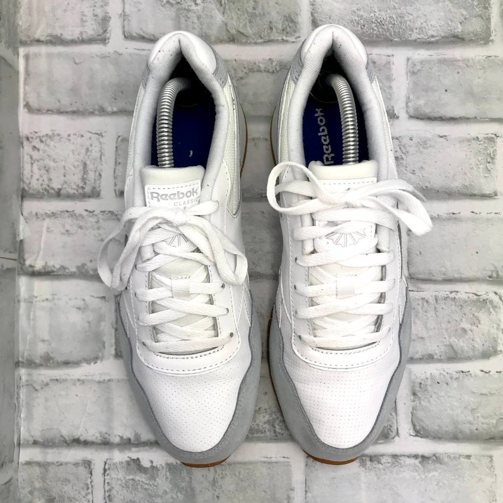Reebok Classic Sneakers (Size 10) - Picture 6 of 9